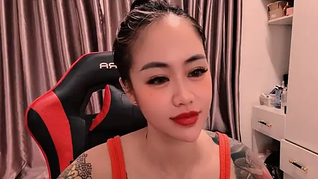 Snapshot of witch-39 chatting on February 23, 2026, 6:22 am witch-39 online show from February 23, 2026, 6:22 am