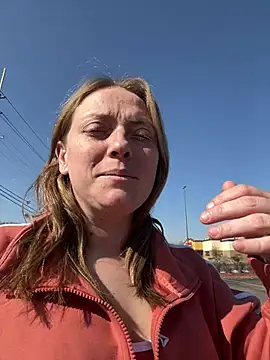 lezbean24 online show from February 13, 2026, 5:53 pm