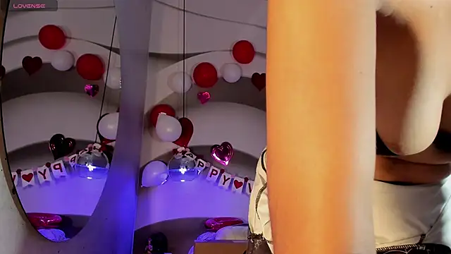 IamNayuta online show from February 9, 2025, 8:13 pm