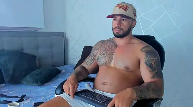 Cristian Walker online show from February 7, 2025, 11:55 pm