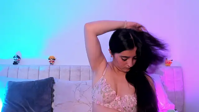 Kathia Morelli online show from March 5, 2025, 3:07 pm