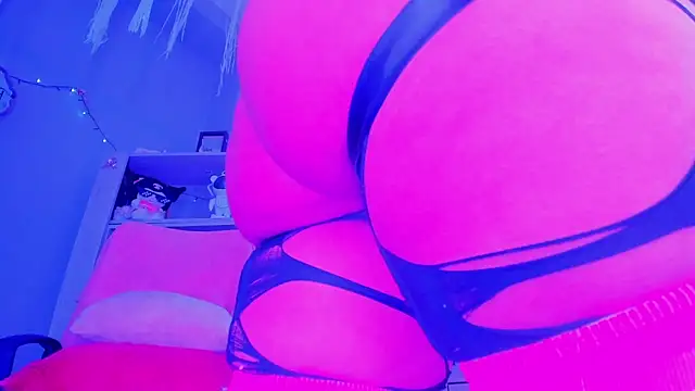 kuromi69 online show from April 5, 2026, 1:30 pm