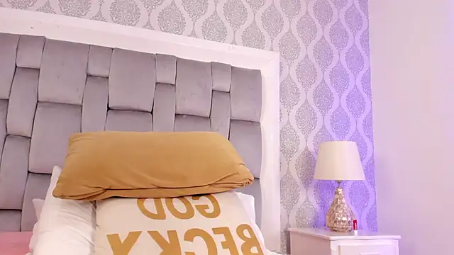 Sara  Williams online show from March 21, 2025, 4:06 am