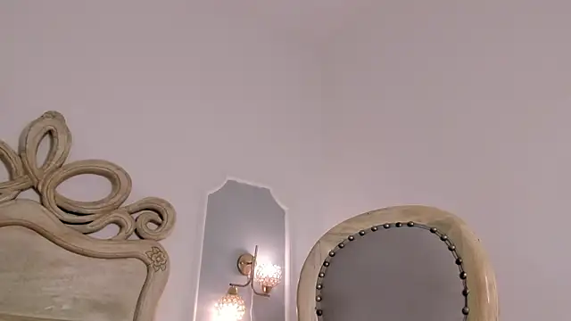 Sara  Williams online show from September 20, 2025, 3:40 am