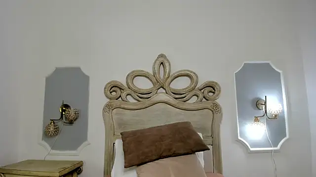 Sara  Williams online show from October 30, 2025, 4:25 am