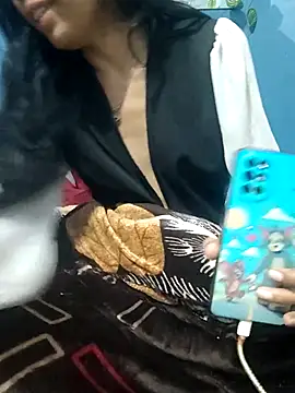 Snapshot of Angel_Anamika chatting on January 12, 2026, 10:15 pm Angel Anamika online show from January 12, 2026, 10:15 pm