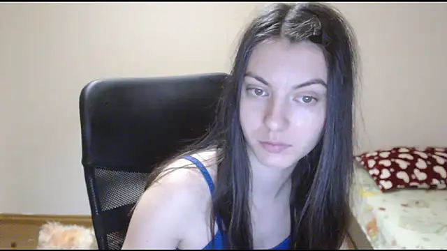 CuteJollie4U online show from January 1, 2025, 6:59 pm