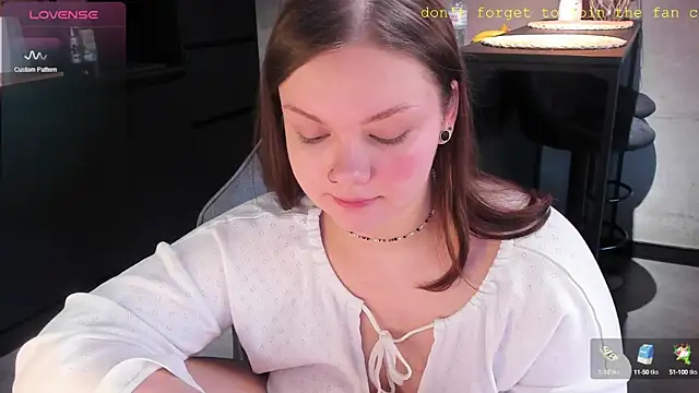 EvaBae online show from January 9, 2025, 12:52 pm