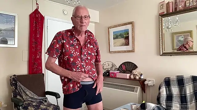 cutaboverest online show from October 2, 2025, 2:57 pm