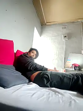 Snapshot of Tigermanboy chatting on March 3, 2025, 9:33 am Tigermanboy online show from March 3, 2025, 9:33 am