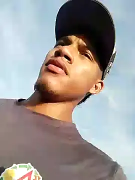 Snapshot of Gutierrez6383 chatting on January 27, 2025, 9:55 pm Gutierrez6383 online show from January 27, 2025, 9:55 pm