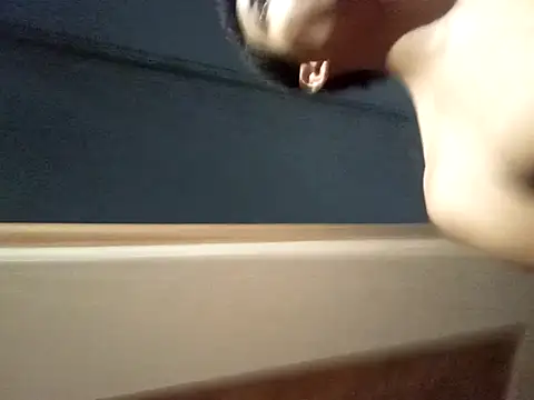 Gutierrez6383 online show from April 12, 2026, 10:09 am