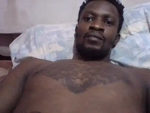 Snapshot of Tonedom chatting on October 11, 2025, 2:33 am Tonedom online show from October 11, 2025, 2:33 am