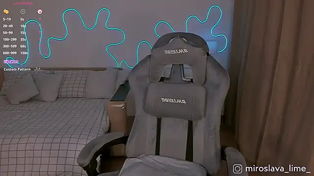 MiroslavaLime online show from March 16, 2025, 5:36 am