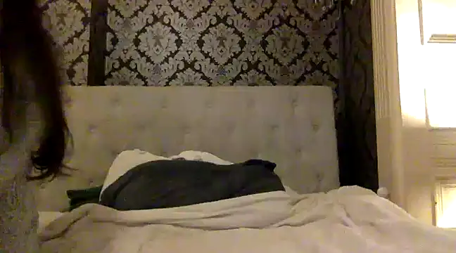 LucyLuxee19 online show from December 3, 2024, 1:30 am