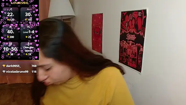 Snapshot of emitaa17228o chatting on March 11, 2025, 12:33 am emitaa17228o online show from March 11, 2025, 12:33 am