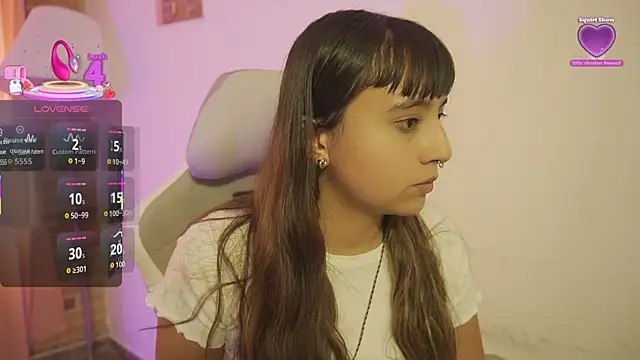 Snapshot of emitaa17228o chatting on September 16, 2025, 7:04 pm emitaa17228o online show from September 16, 2025, 7:04 pm