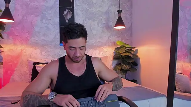 Nate franco online show from October 31, 2025, 4:24 am