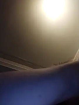 Forest-Lady online show from March 1, 2026, 5:26 pm