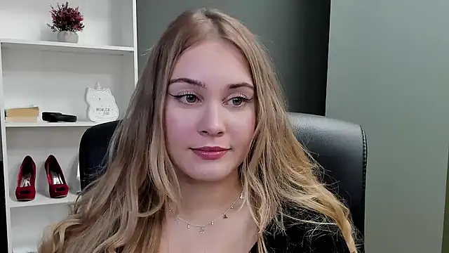 kitty valeria online show from January 6, 2026, 2:32 pm