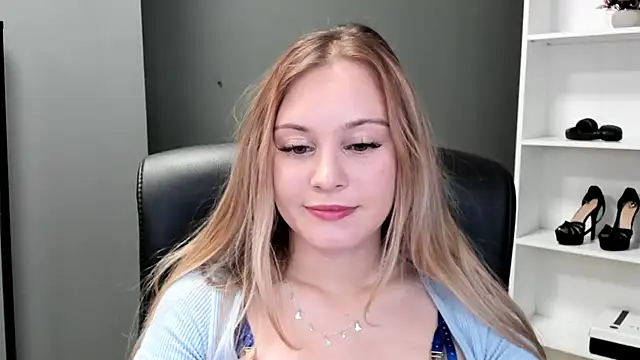 kitty valeria online show from May 10, 2026, 1:38 pm