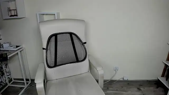 teaseDiana online show from December 10, 2024, 9:55 am