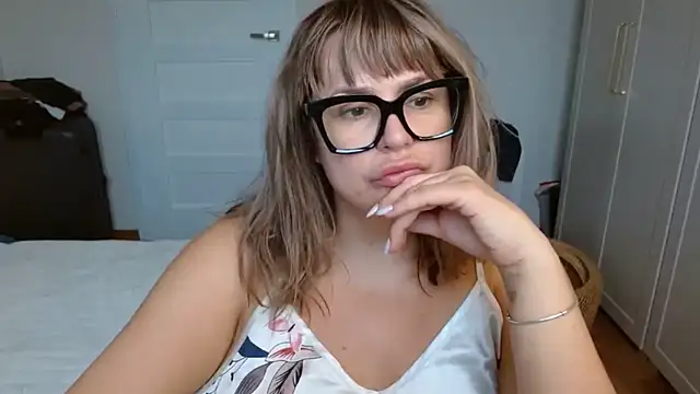 teaseDiana online show from October 28, 2025, 7:23 am