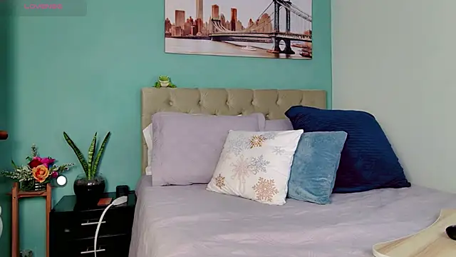 yanella fire online show from January 14, 2026, 3:39 pm