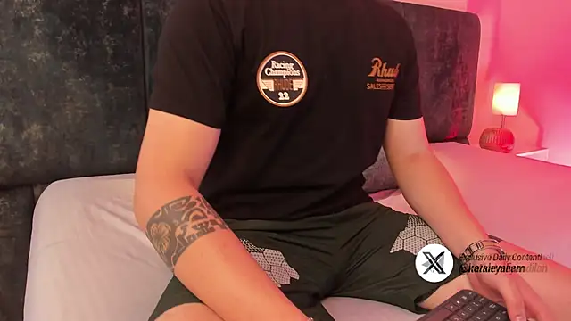 Snapshot of kataleyandliam chatting on March 18, 2025, 7:20 pm kataleyandliam online show from March 18, 2025, 7:20 pm