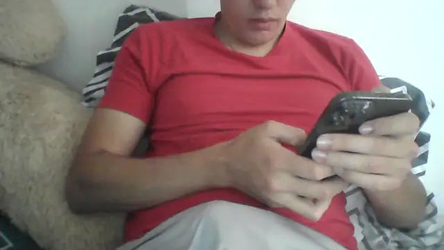 Estebitan vm online show from November 10, 2025, 2:27 pm