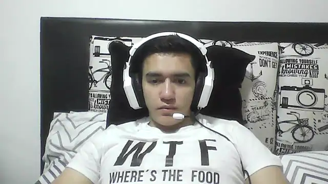 Estebitan vm online show from March 12, 2026, 4:29 am