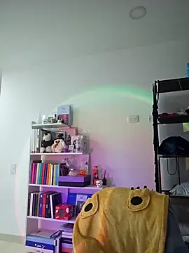 azumiichan online show from January 25, 2025, 3:40 am