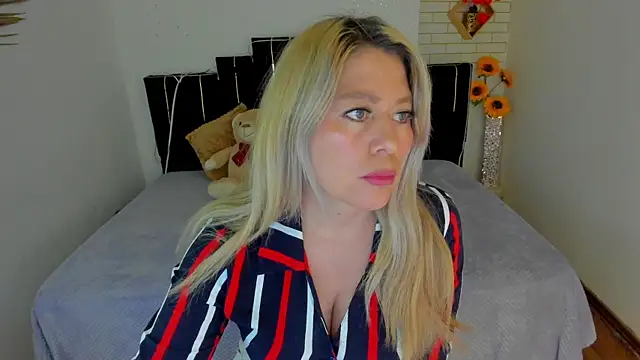 arisha katy1 online show from January 26, 2025, 3:48 am