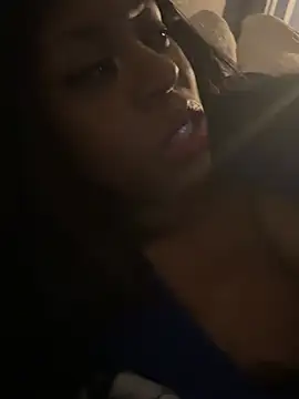 Snapshot of CamGirlLeanna chatting on January 25, 2025, 6:45 am CamGirlLeanna online show from January 25, 2025, 6:45 am