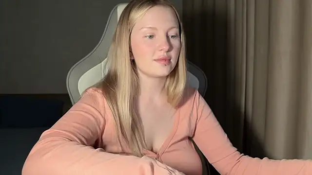 x ivy x online show from November 12, 2025, 4:51 pm