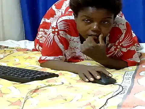 Snapshot of Sexy_kienyeji chatting on March 3, 2025, 3:53 pm Sexy kienyeji online show from March 3, 2025, 3:53 pm