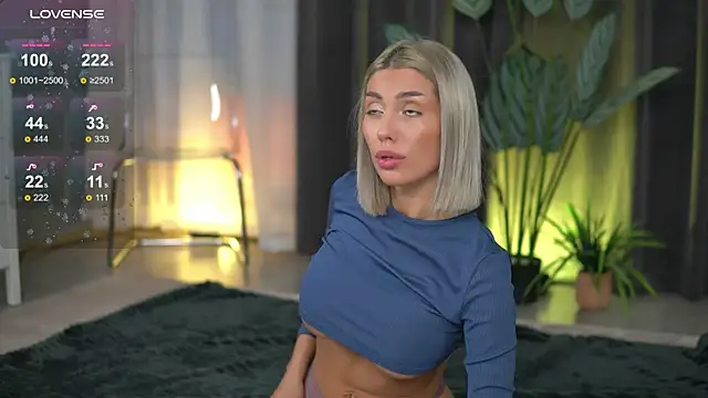 AudreyZanne online show from October 24, 2025, 6:54 am