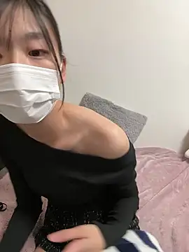 Snapshot of -Rinka- chatting on February 12, 2026, 1:06 pm -Rinka- online show from February 12, 2026, 1:06 pm