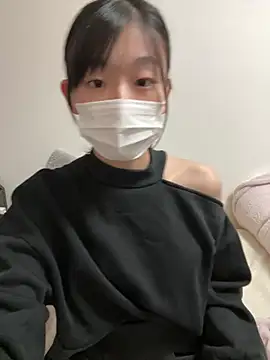 Snapshot of -Rinka- chatting on March 18, 2026, 1:03 pm -Rinka- online show from March 18, 2026, 1:03 pm