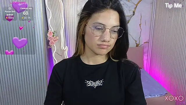 Snapshot of Chiara_tay chatting on March 28, 2026, 8:08 pm Chiara tay online show from March 28, 2026, 8:08 pm