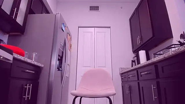 Snapshot of AngieDaniels1 chatting on October 3, 2025, 12:13 pm AngieDaniels1 online show from October 3, 2025, 12:13 pm