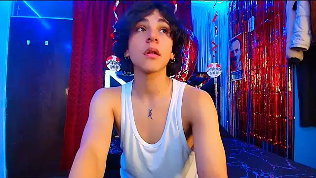 Luke Howland online show from February 18, 2025, 11:52 pm