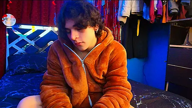 Luke Howland online show from February 20, 2025, 12:41 am