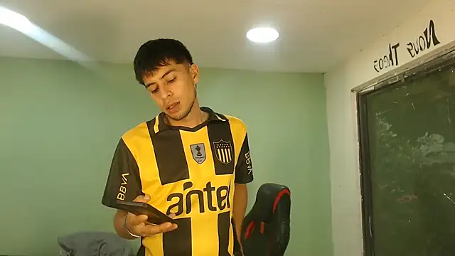 danielitopapuu online show from January 8, 2026, 10:01 pm