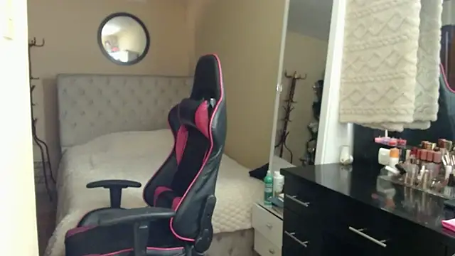 Carol Scottt online show from March 22, 2026, 6:11 pm