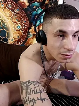 Snapshot of --D-a-D-D-y- chatting on December 22, 2025, 9:06 am --D-a-D-D-y- online show from December 22, 2025, 9:06 am