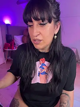 CarolaDrago online show from November 7, 2025, 9:31 am