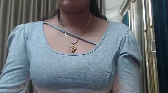 desi-maisa130 online show from February 25, 2025, 8:41 pm