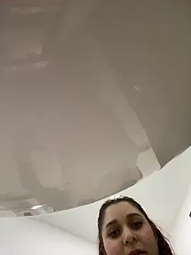 SophiaLaurens online show from January 26, 2025, 2:03 am