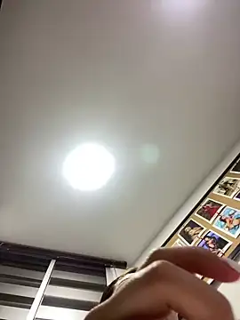 SophiaLaurens online show from February 22, 2025, 5:12 am